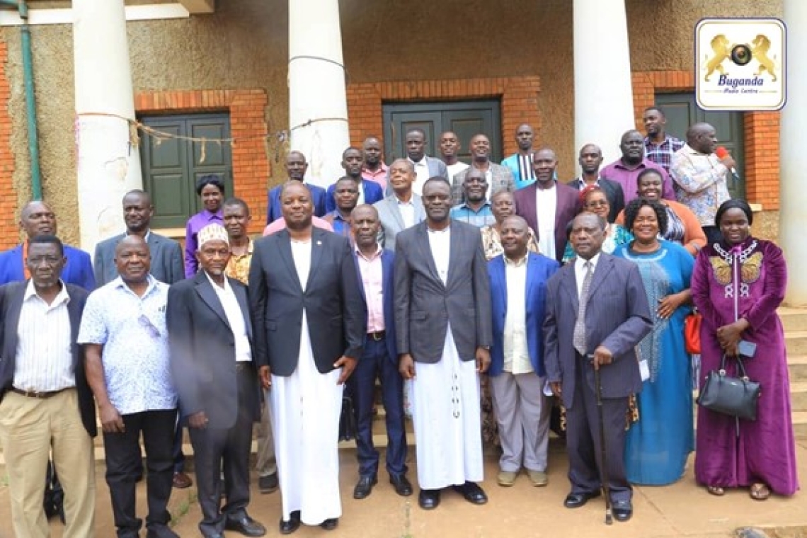 Namwama and Grandchildren (clan members) fundraise for 'Mukungaanya' House: Kkobe Clan's Ancestral Home